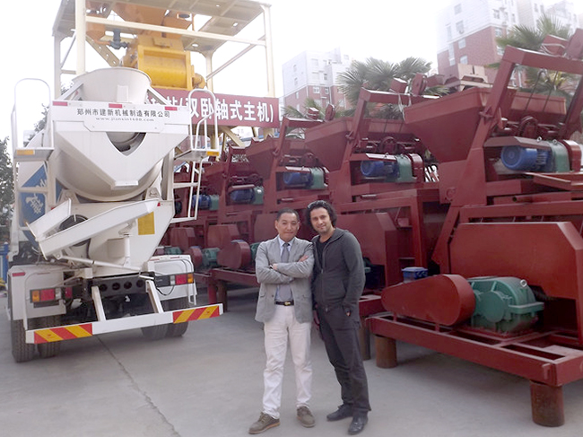 Jianxin signed the order of HZS35 concrete mixing plant with