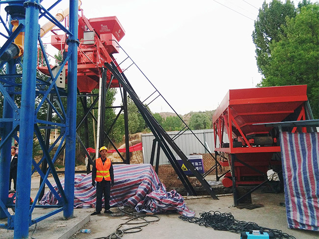 Successful installation and commissioning of HZS35 small concrete batching plant in Huozhou, Shanxi, China