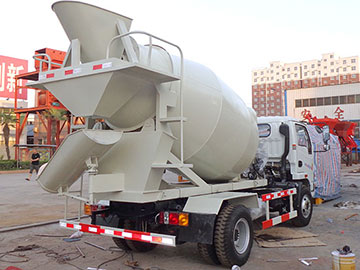 HYC model concrete mixer truck