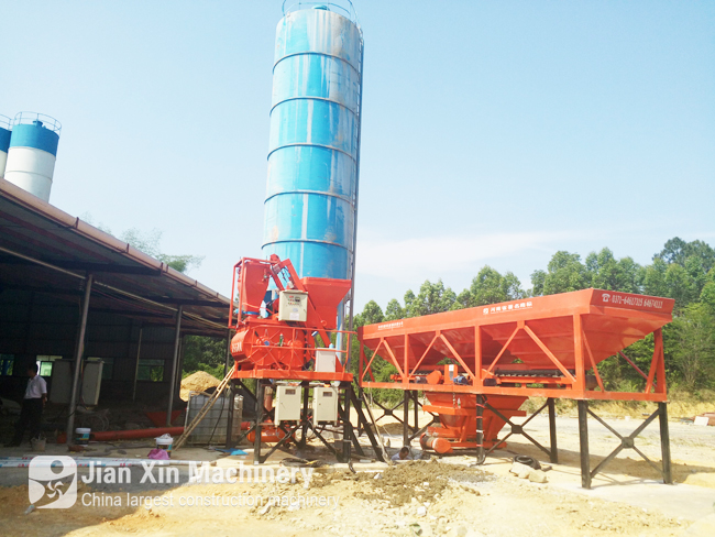 Small HZS25 concrete mixing plant received high praise from customers in Changsha, Hunan(图1)